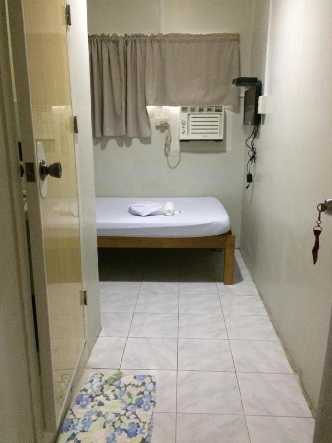 Crisfil'S Lodge Incorporated Dumaguete City Eksteriør bilde